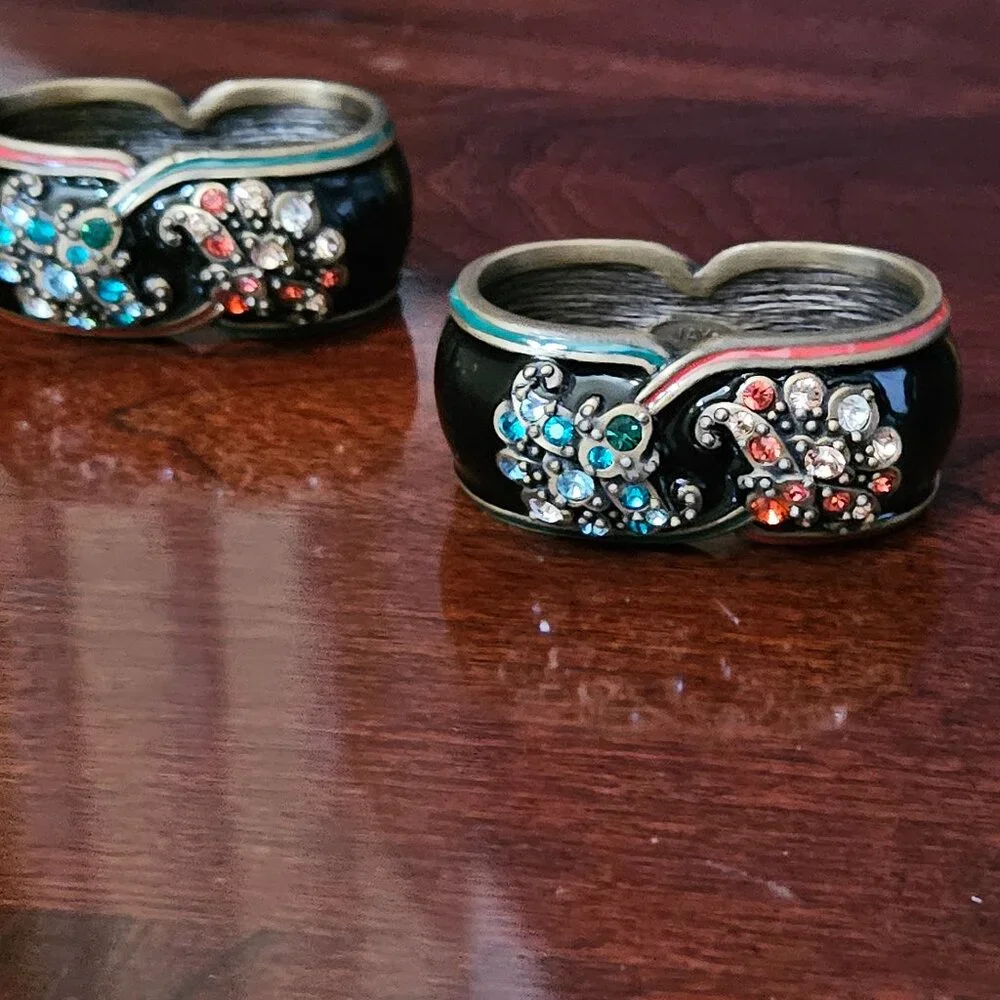 2 VINTAGE JAY STRONGWATER ART DECO CHINOISERIE SCROLL CRYSTAL ENAMEL NAPKIN RING